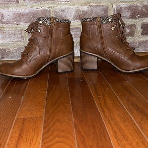 White Mountain boots